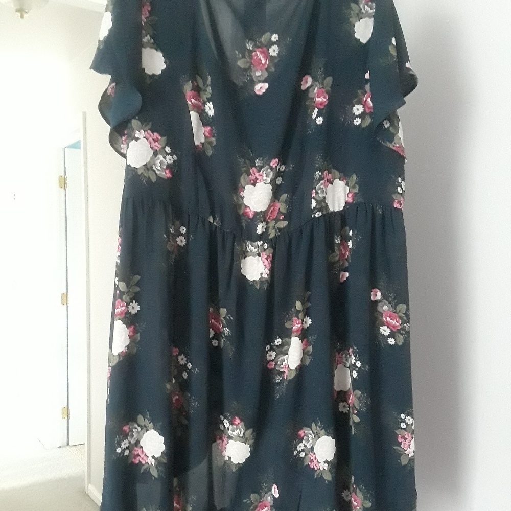 Torrid top - Picture 2 of 3